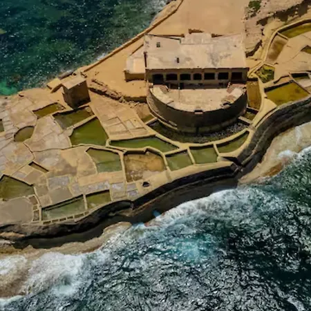 公寓 Binja Rustika *