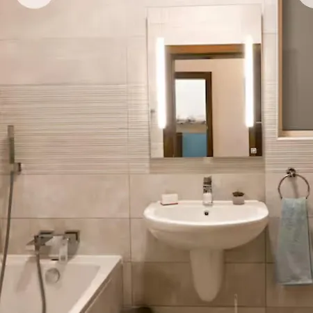 Binja Rustika 公寓